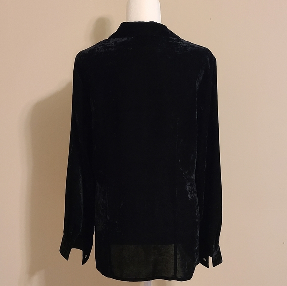 Ann Taylor Loft Textured Black Velour Long Sleeve Button-Down Blouse Size 10 - Picture 4 of 9